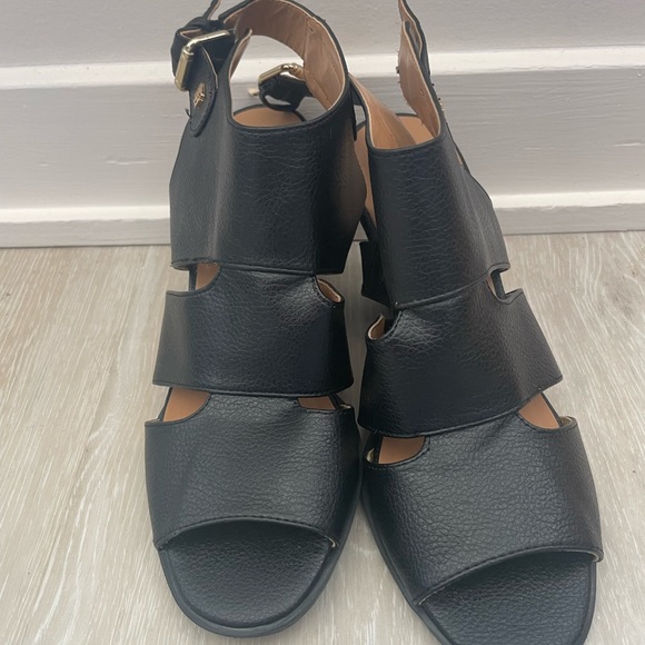 Tommy Hilfiger Open Toed Heels - Picture 2 of 8